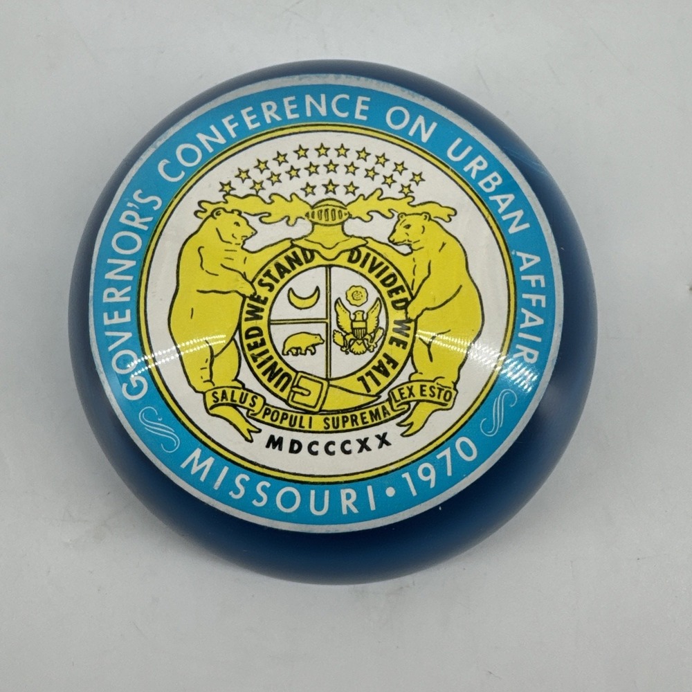 Paperweight Missouri Governor's Conference‎ on Urban Affairs 1970s Plastic Resin